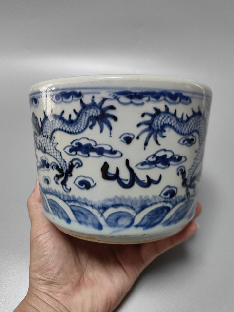 古玩陶瓷青花龍紋香爐真品鑒賞圖