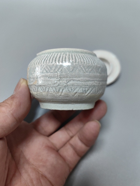 古玩陶瓷青白釉蓋罐真品鑒賞圖
