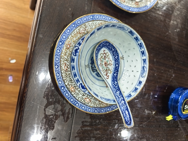 古玩陶瓷青花玲瓏瓷真品鑒賞圖