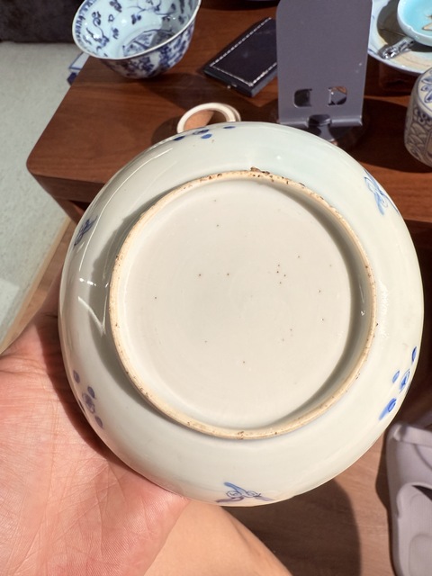 古玩陶瓷山水紋青花盤(pán)真品鑒賞圖
