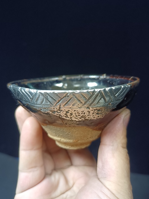 古玩陶瓷福清窯黑釉茶盞真品鑒賞圖