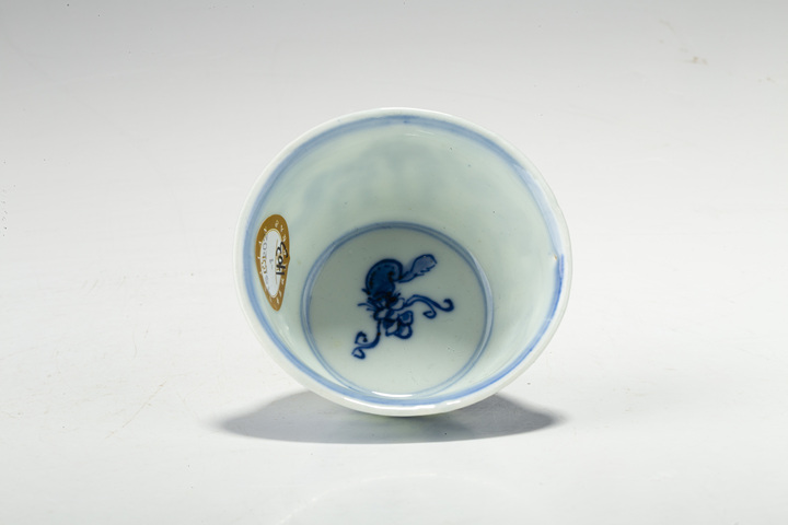 古玩陶瓷清康熙·青花松鼠葡萄紋杯碟一套真品鑒賞圖