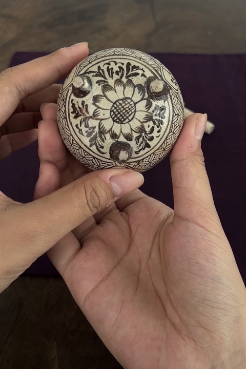 古玩陶瓷吉州窯白底黑花水盂真品鑒賞圖