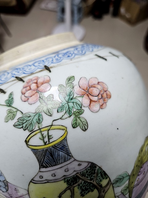 古玩陶瓷粉彩博古圖蓋罐真品鑒賞圖