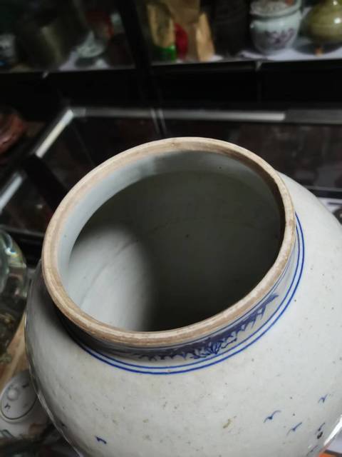 古玩陶瓷山水紋青花將軍罐真品鑒賞圖