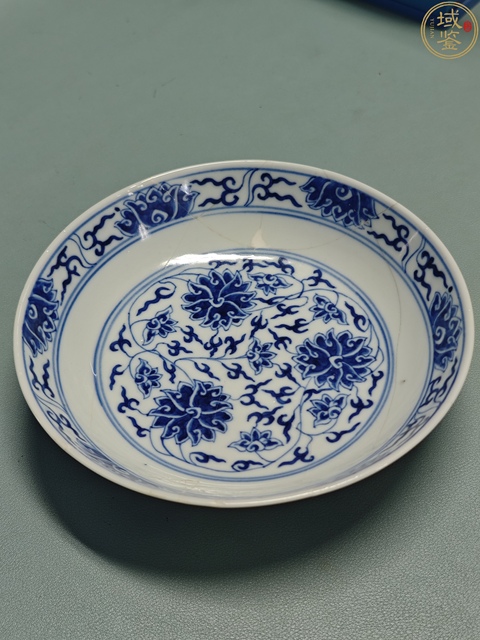 古玩陶瓷光緒青花纏枝蓮紋盤真品鑒賞圖