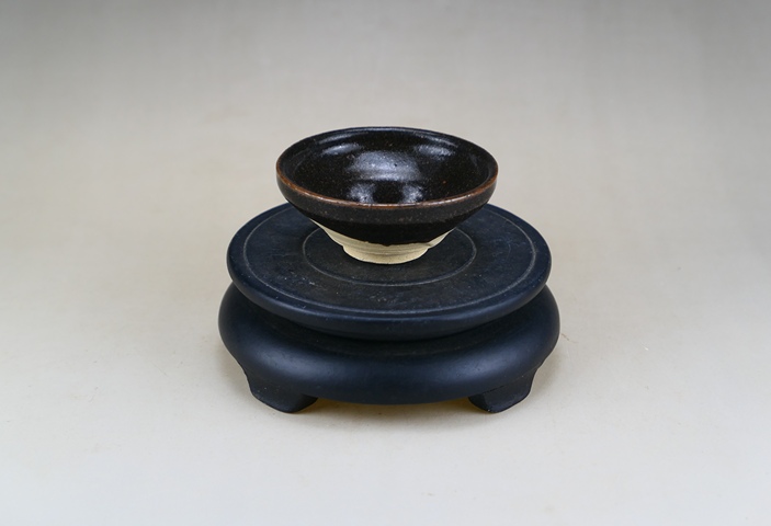 古玩陶瓷南宋.吉州窯黑釉茶盞(高級茶器)拍賣,當(dāng)前價格41元