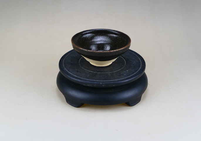 古玩陶瓷南宋.吉州窯黑釉茶盞(高級茶器)拍賣,當(dāng)前價格41元
