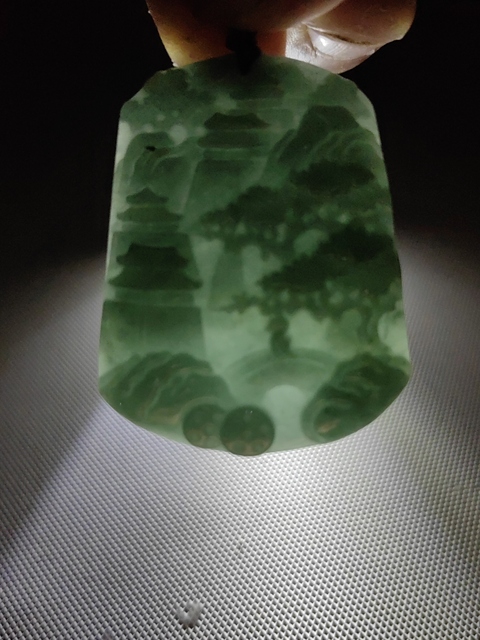 古玩玉器天然翡翠雕“山水牌”拍賣，當前價格260元