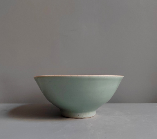 古玩陶瓷豆青釉茶圓真品鑒賞圖