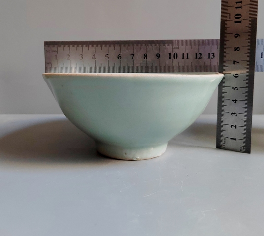 古玩陶瓷豆青釉茶圓真品鑒賞圖
