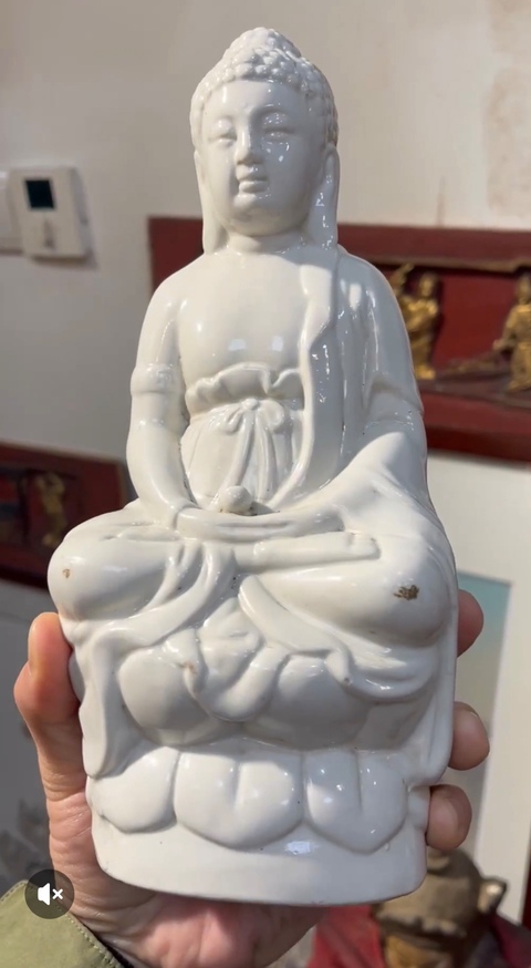 古玩陶瓷德化窯白釉觀音像拍賣,當(dāng)前價(jià)格660元