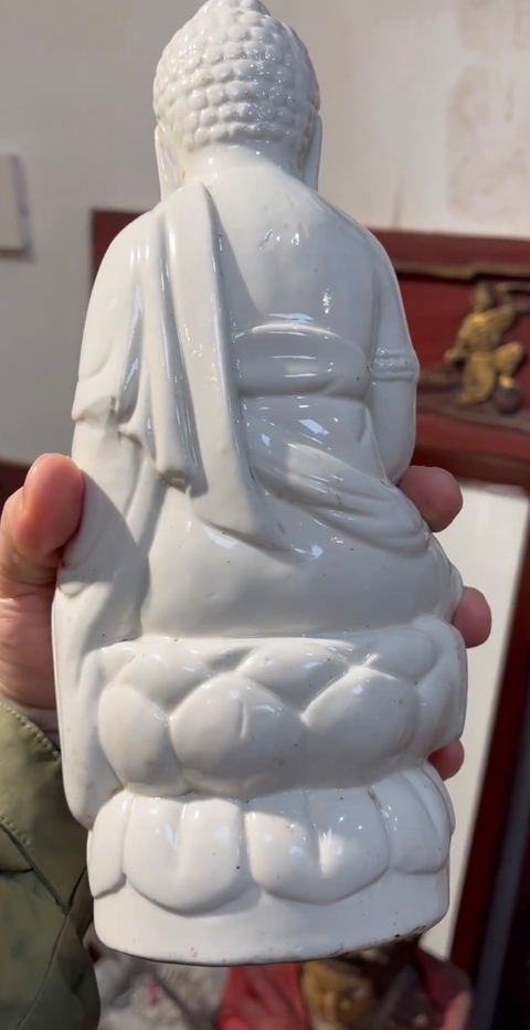 古玩陶瓷德化窯白釉觀音像拍賣,當(dāng)前價(jià)格660元