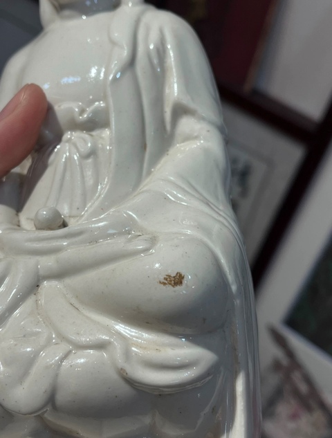 古玩陶瓷德化窯白釉觀音像拍賣,當(dāng)前價(jià)格660元