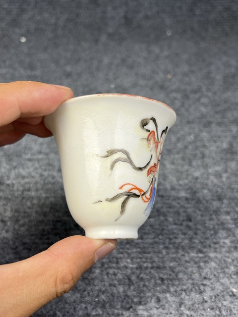 古玩陶瓷軋道粉彩天女散花紋鈴鐺杯拍賣,當(dāng)前價(jià)格4588元