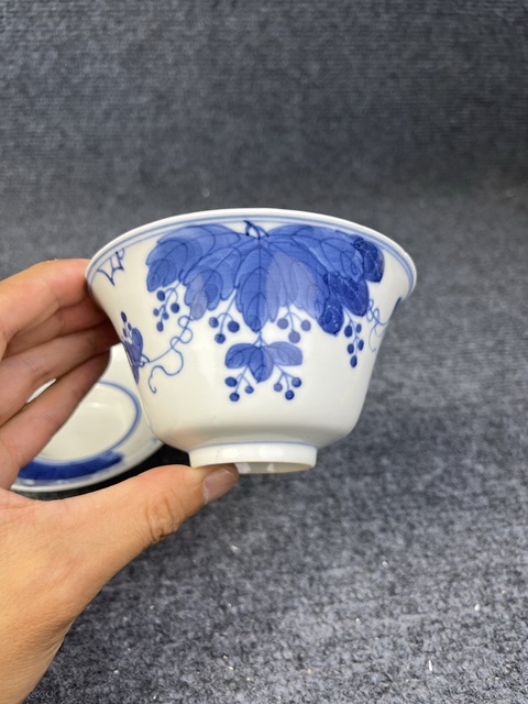 古玩陶瓷青花葡萄紋三才蓋碗拍賣,當前價格2288元