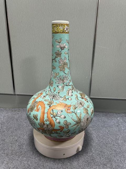 古玩陶瓷粉彩瓶真品鑒賞圖