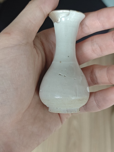 古玩陶瓷小白釉玉壺春瓶真品鑒賞圖