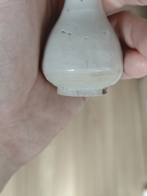 古玩陶瓷小白釉玉壺春瓶真品鑒賞圖