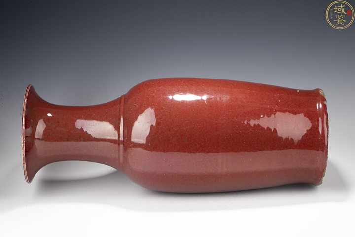 古玩陶瓷紅釉大瓶真品鑒賞圖