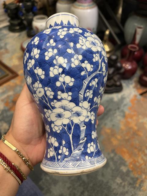 古玩陶瓷青花冰梅圖梅瓶真品鑒賞圖