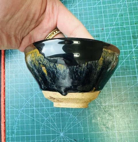 古玩陶瓷福清窯兔毫束口盞真品鑒賞圖