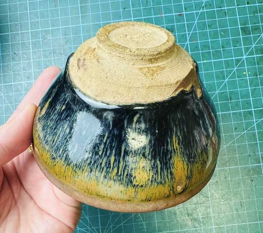 古玩陶瓷福清窯兔毫束口盞真品鑒賞圖