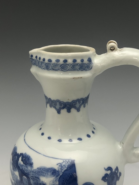 古玩陶瓷清·康熙青花山水人物紋花澆真品鑒賞圖