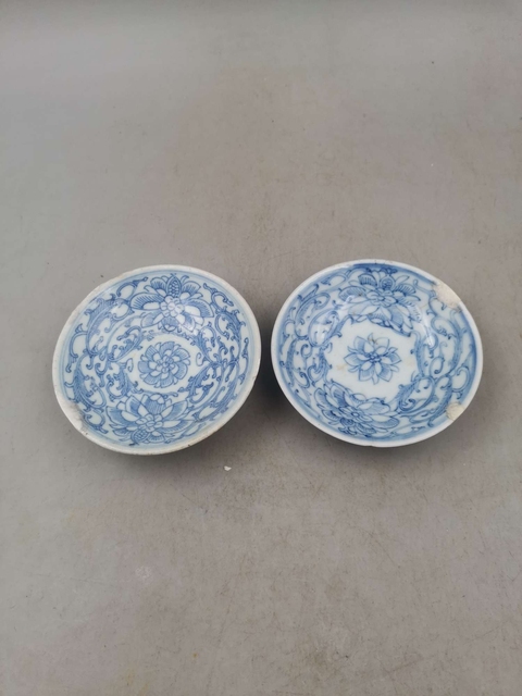 古玩陶瓷【望月樓】清中期花卉紋青花盤拍賣,當前價格160元