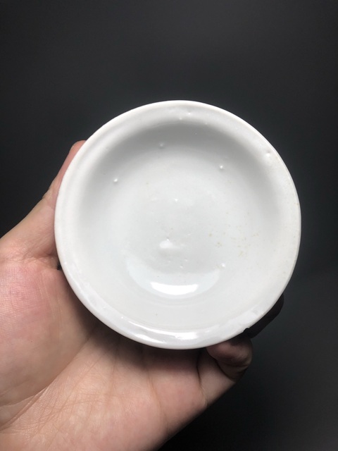 古玩陶瓷(明末清初)白釉玉壁底盞拍賣,當前價格0元