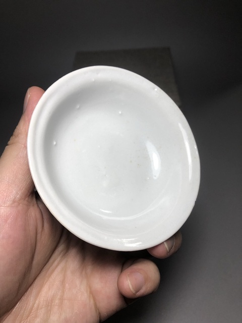 古玩陶瓷(明末清初)白釉玉壁底盞拍賣,當前價格0元