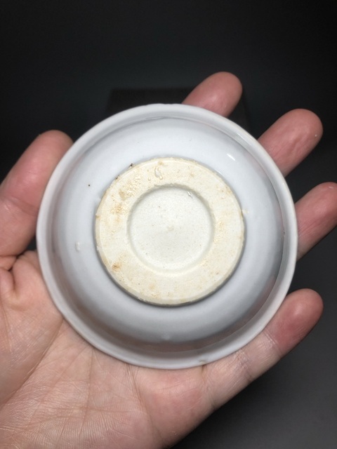 古玩陶瓷(明末清初)白釉玉壁底盞拍賣,當前價格0元