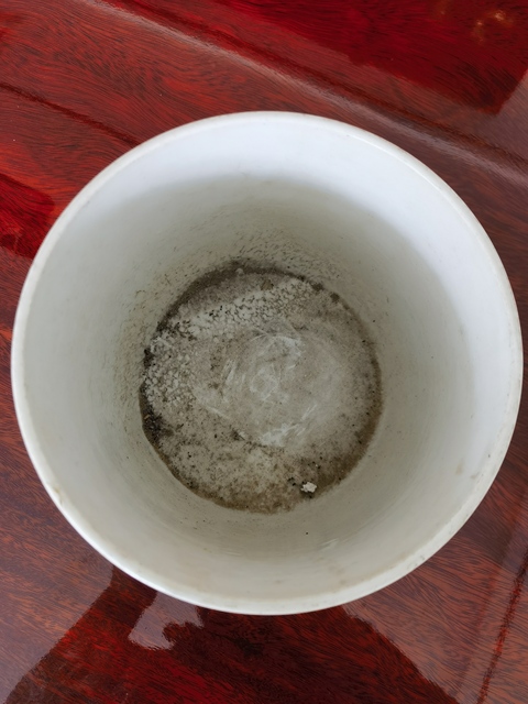 古玩陶瓷人物紋粉彩筆筒真品鑒賞圖
