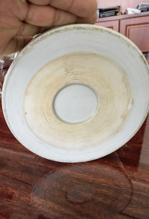 古玩陶瓷人物紋粉彩筆筒真品鑒賞圖