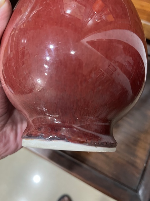 古玩陶瓷紅釉長勁瓶真品鑒賞圖