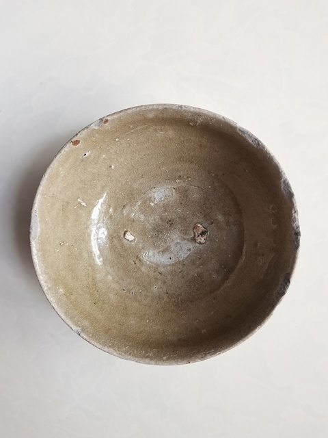 古玩陶瓷岳州窯青釉羅漢盞真品鑒賞圖