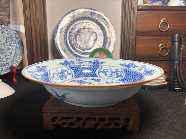 古玩陶瓷淡描青花折腰盤真品鑒賞圖
