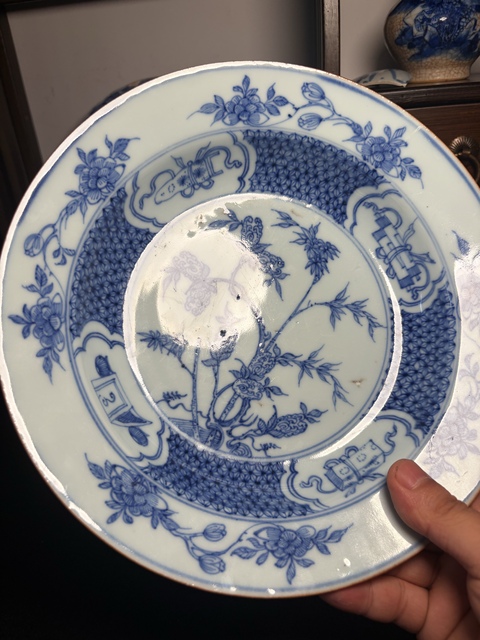 古玩陶瓷淡描青花折腰盤真品鑒賞圖