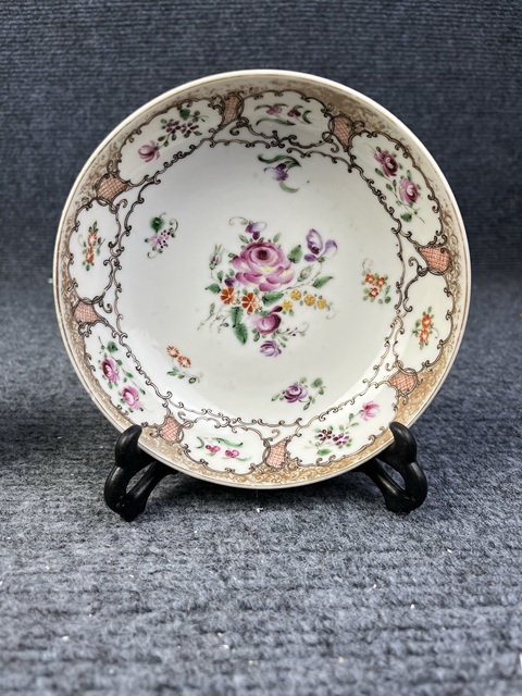 古玩陶瓷乾隆洋彩花卉紋盤拍賣,當前價格1288元