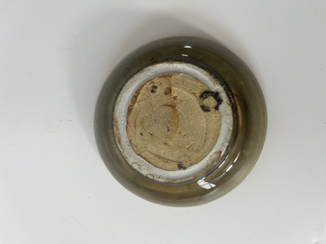 古玩陶瓷福安窯龍泉印花碟子真品鑒賞圖