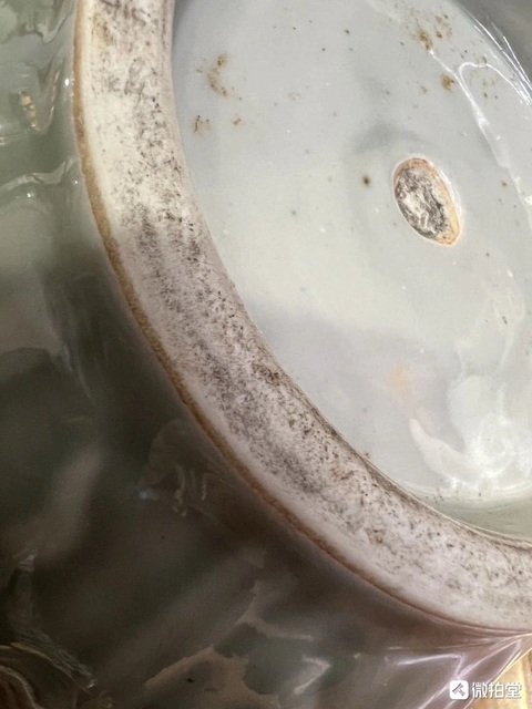 古玩陶瓷青釉花卉紋雙耳瓶真品鑒賞圖