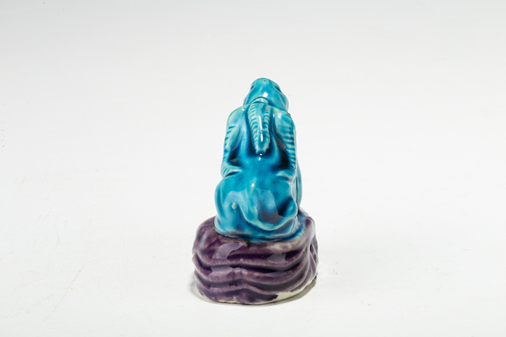 古玩陶瓷·孔雀藍釉吳牛喘月瓷塑
真品鑒賞圖