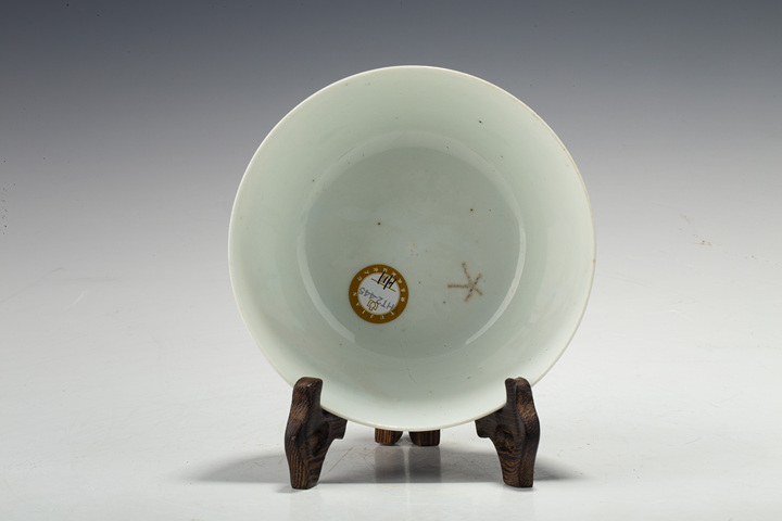 古玩陶瓷·青花團鶴紋碗
真品鑒賞圖