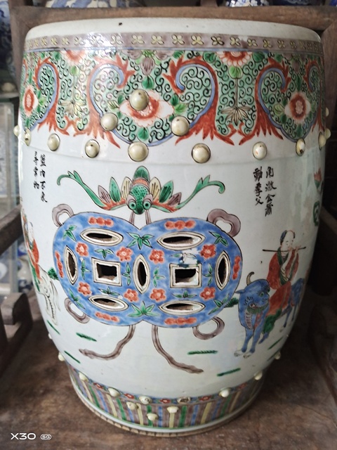 古玩陶瓷八仙圖五彩繡蹲真品鑒賞圖