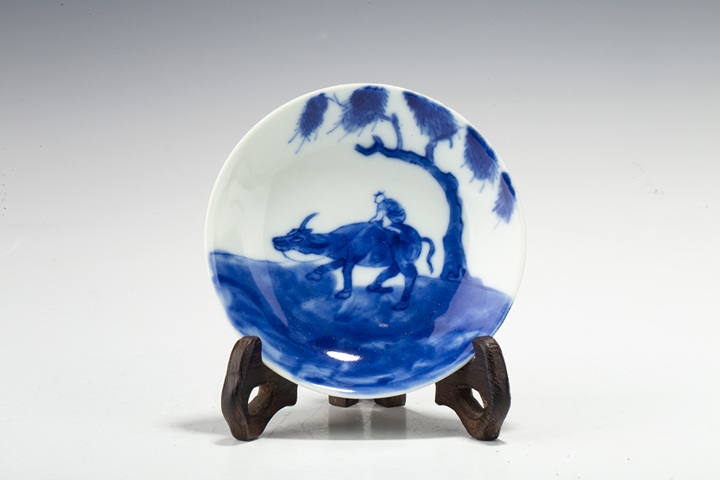 古玩陶瓷·青花童子牧牛圖小碟
真品鑒賞圖