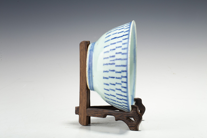 古玩陶瓷·青花壽字紋碗
真品鑒賞圖
