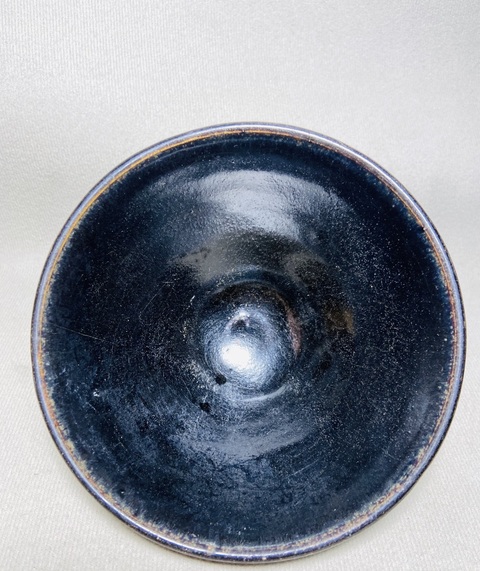 古玩陶瓷窯變黑釉茶碗真品鑒賞圖