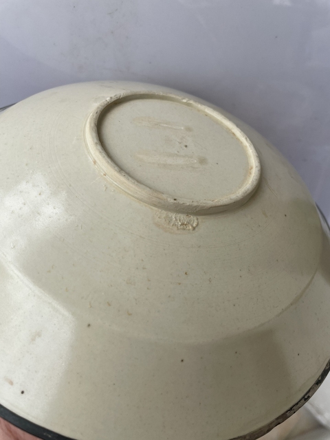 古玩陶瓷定窯白瓷刻萱草紋盤真品鑒賞圖