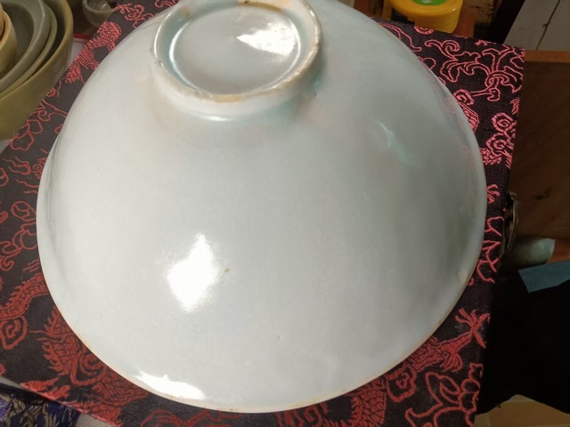 古玩陶瓷芒口圈足覆燒工藝碗真品鑒賞圖