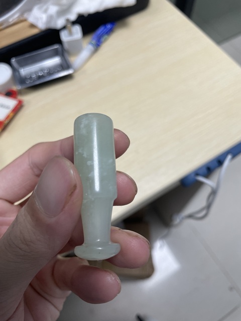 古玩玉器和田玉煙嘴真品鑒賞圖